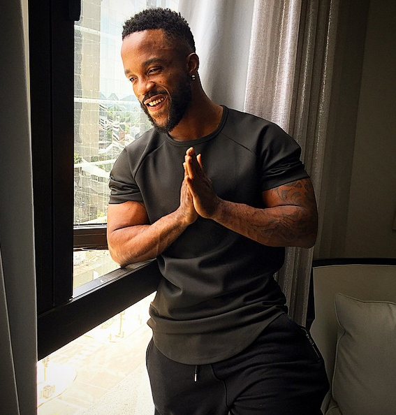 My woman must be ready to see me kiss, hug others - Iyanya