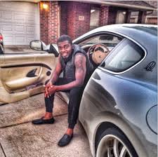 I don't live artificial lifestyle, Kelly Handsome addresses fakeness in artists