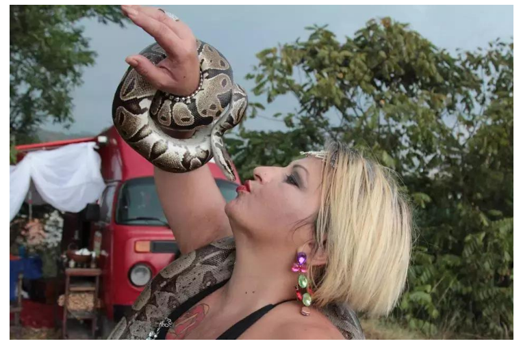 Why I use snakes to massage clients, Depression therapist