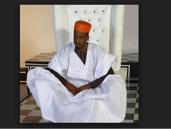 My woman has to kneel down to serve my food - 9ice