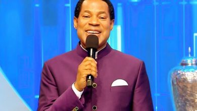 Pastor Chris Oyakhilome predicts when rapture will take place