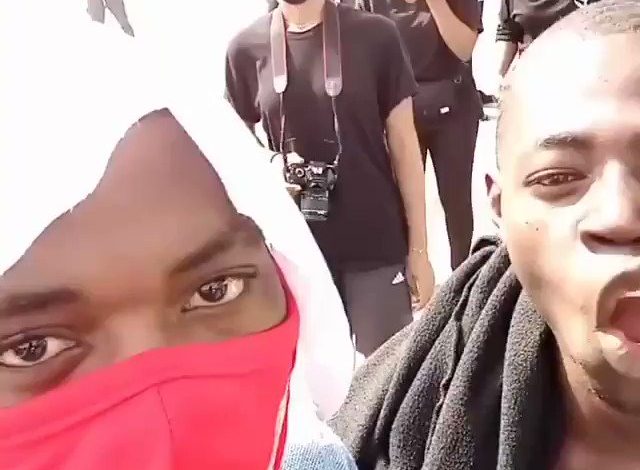 BREAKING: Fresh #ENDSARS Protest Ongoing At Lekki Tollgate