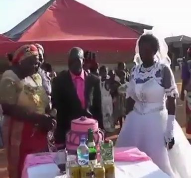 This-Wedding-Is-Viral-Because-Something-Wrong