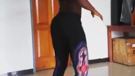 No-Hating-Just-A-Happy-Lady