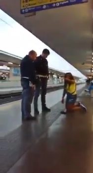 Edocraft-Lady-Places-Curse