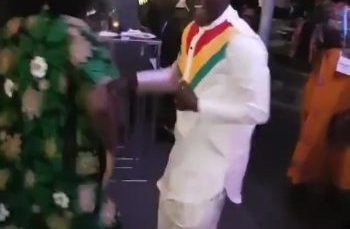 Dance-between-female-nigerian-and-male-Ghana