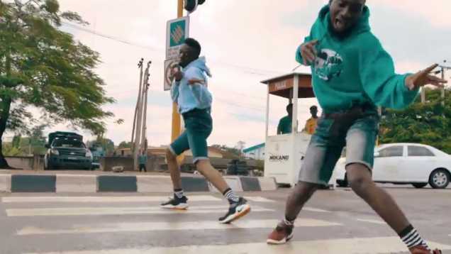 Olamide – Wo Official Dance Video