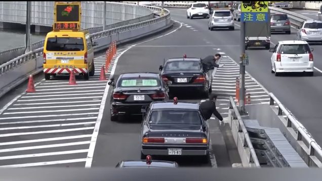 5CC73BD2-11E3-456A-9EBE-495D007E4078